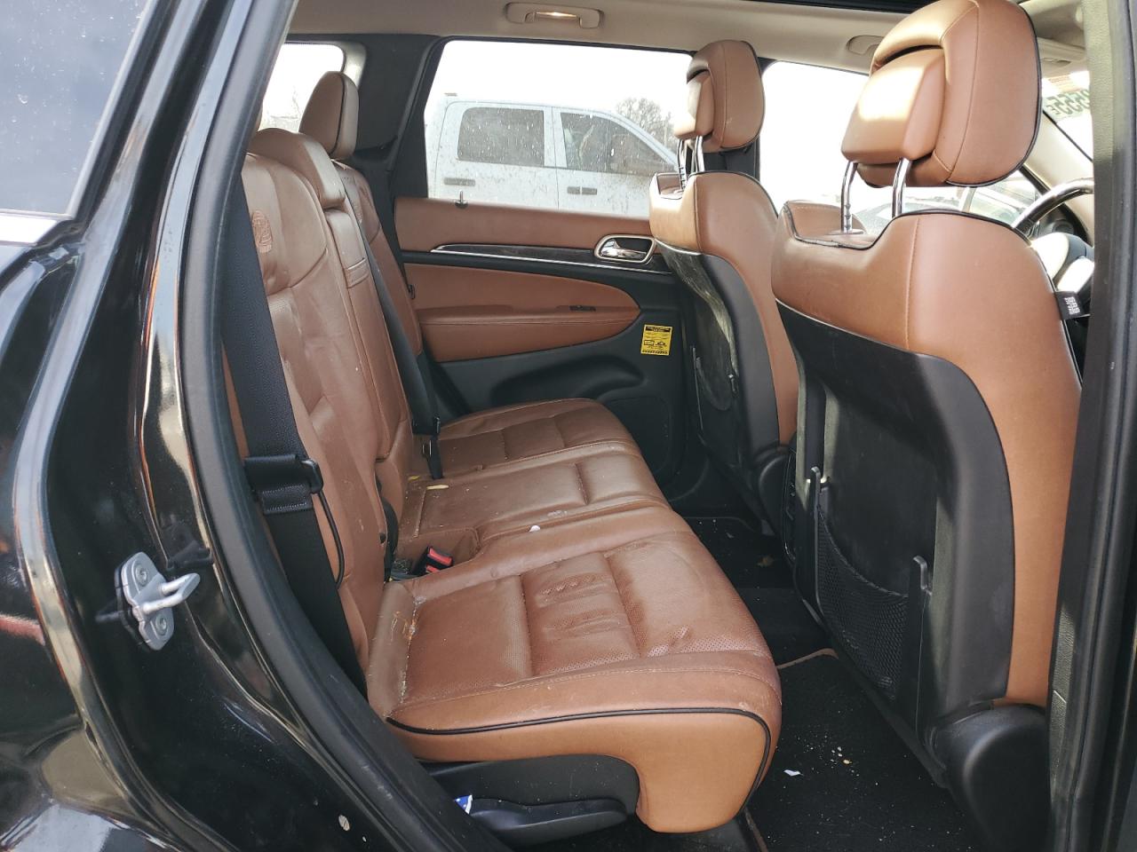 2011 Jeep Grand Cherokee - Image 11