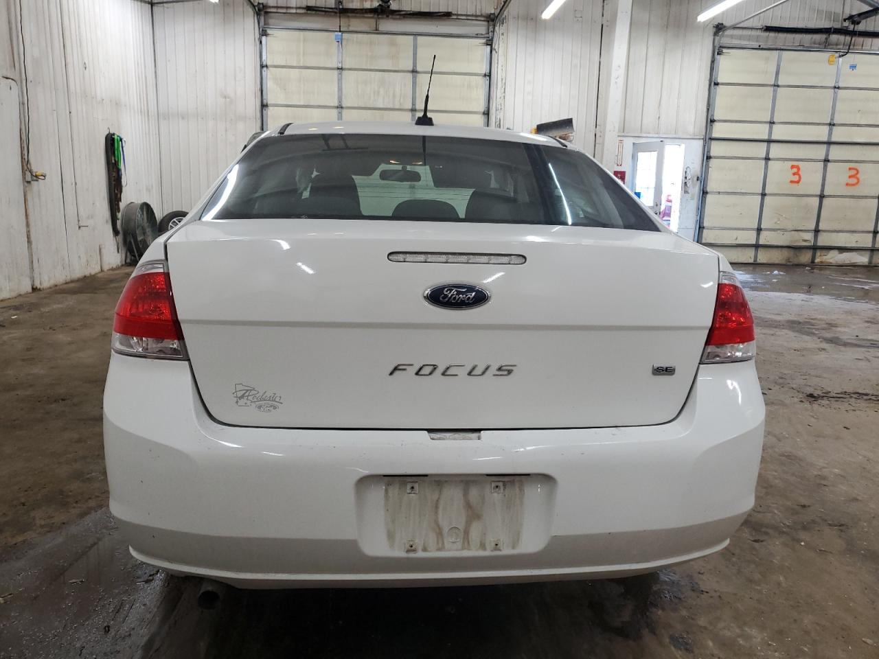 2010 Ford Focus - Image 6
