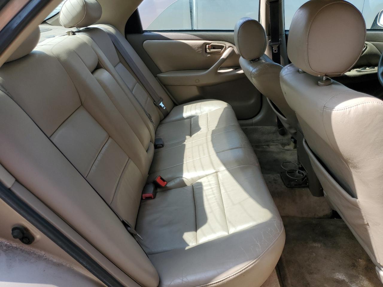 1999 Toyota Camry - Image 10