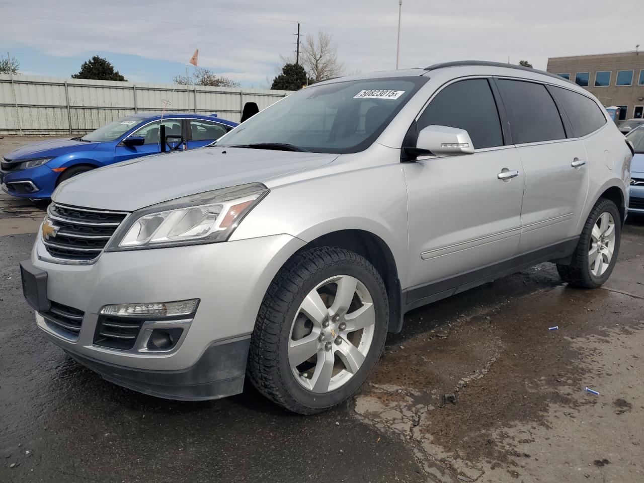 2015 Chevrolet Traverse Ltz for Sale in Littleton, CO - Front End