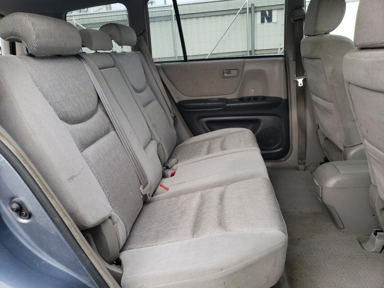 2003 Toyota Highlander - Image 11