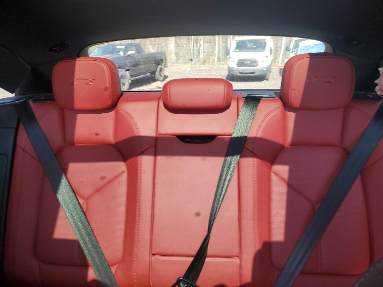 2017 Porsche Macan - Image 10