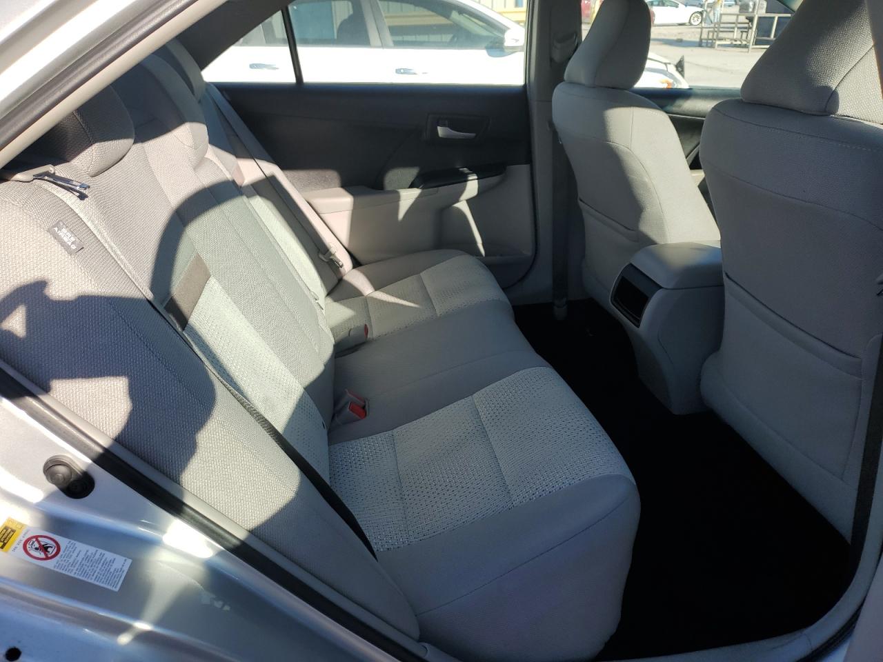 2014 Toyota Camry - Image 10
