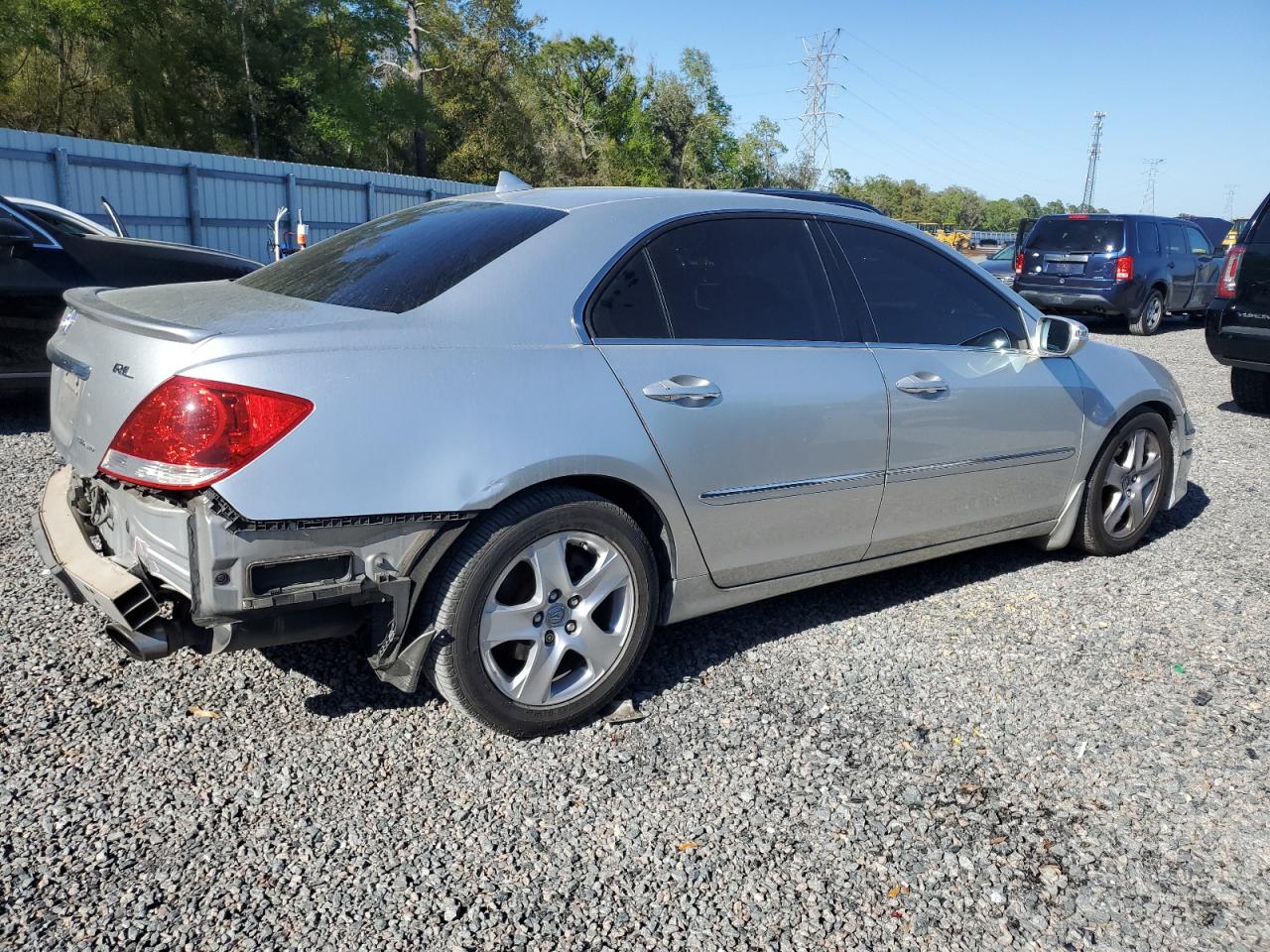 2005 Acura RL - Image 3