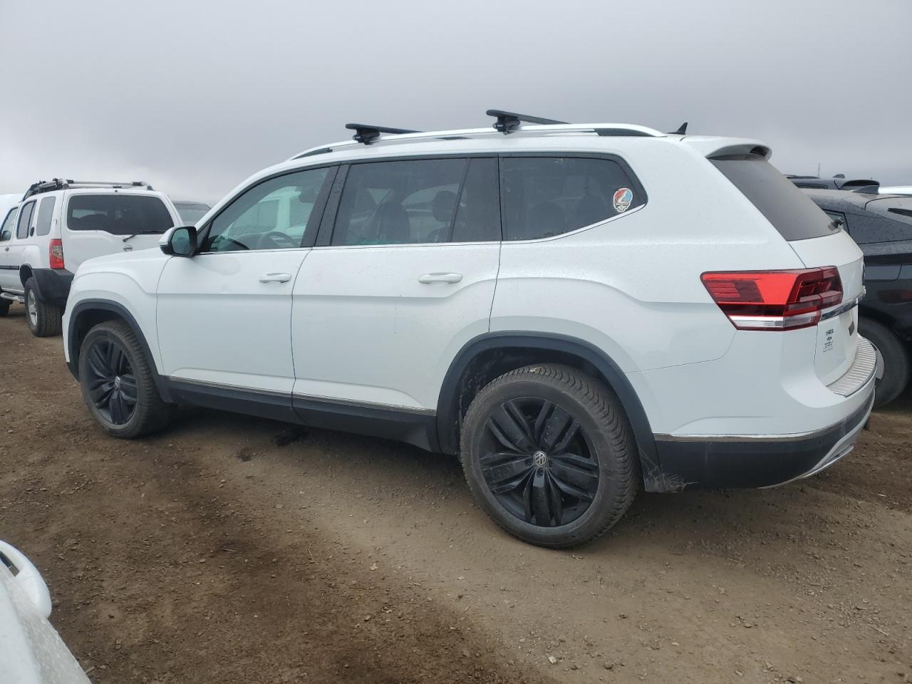 2018 Volkswagen Atlas - Image 2