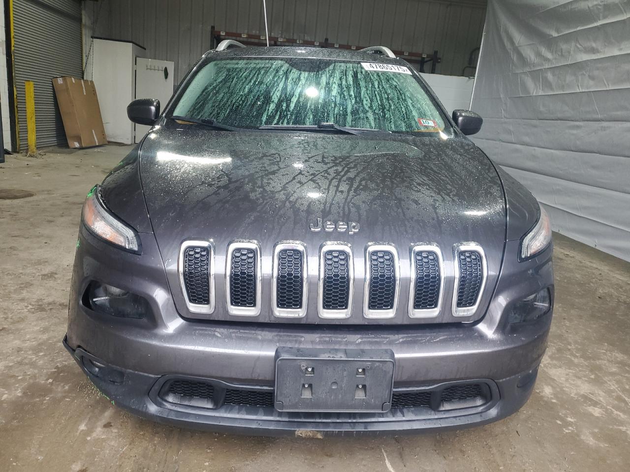 2016 Jeep Grand Cherokee - Image 5