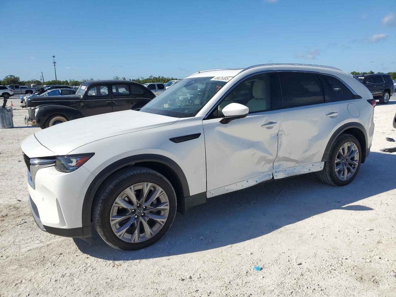 x_x.a-m.-.-.jaページ Hide VIN History Auto JM3KKEHD2R1173296 - MAZDA CX-90 PREM 2024