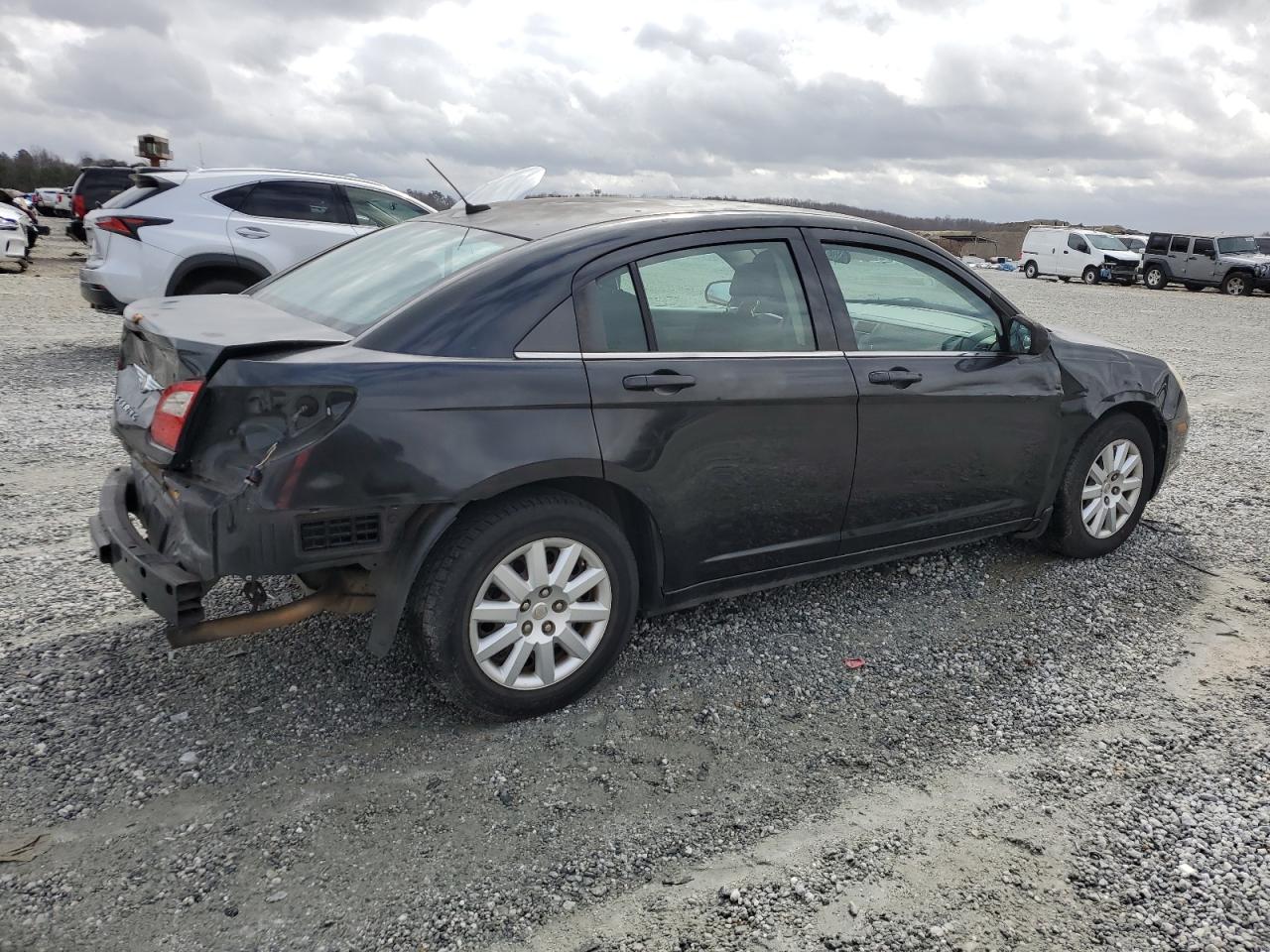 2010 Chrysler Sebring - Image 3