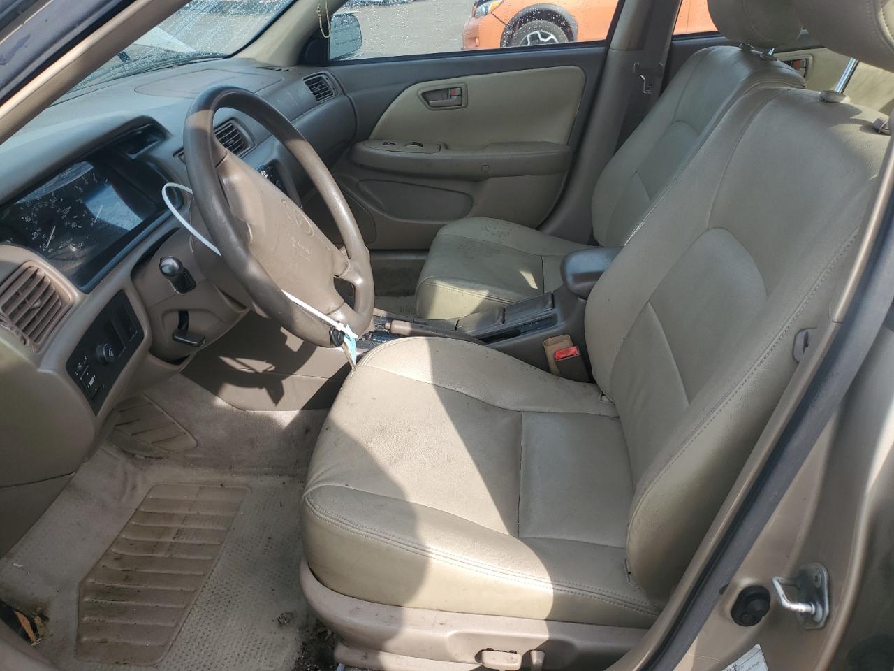 2001 Toyota Camry - Image 7