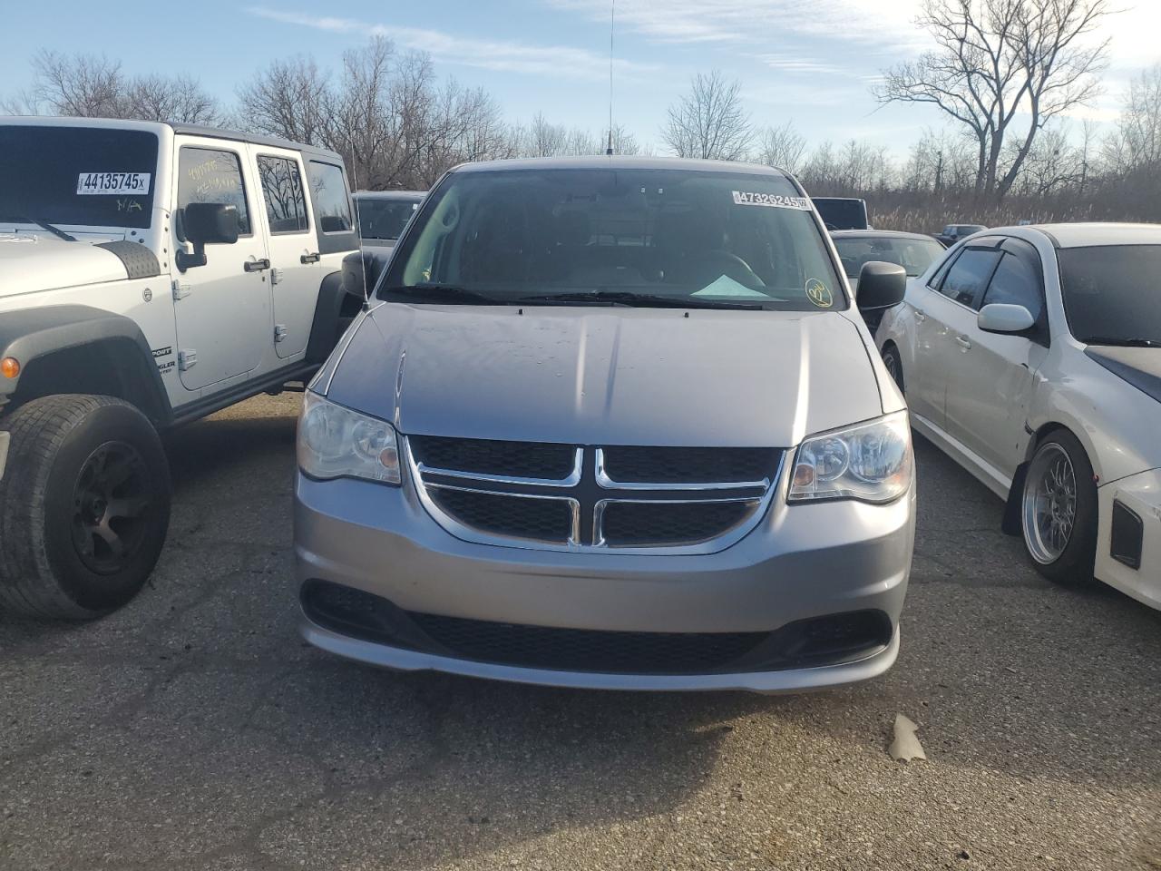 2019 Dodge Caravan - Image 5