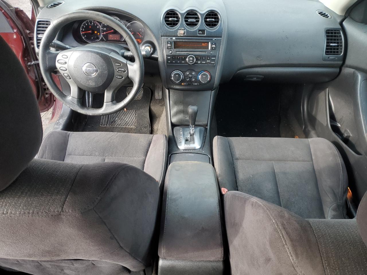 2011 Nissan Altima - Image 8