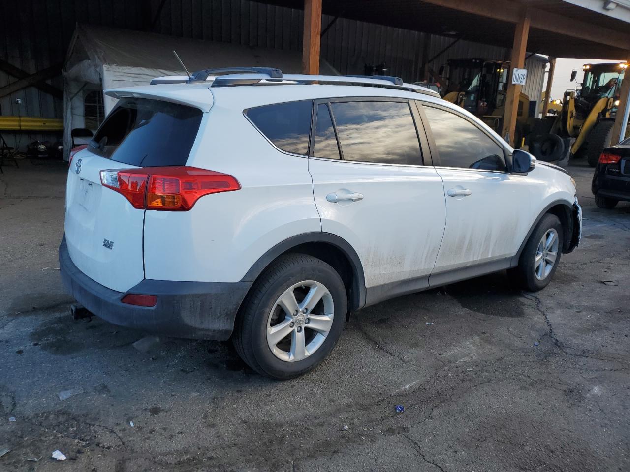 2014 Toyota RAV 4 - Image 3