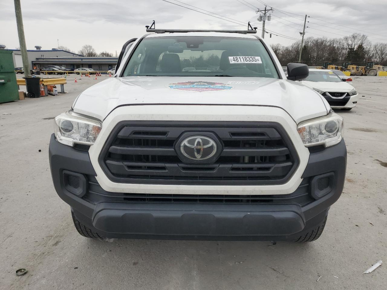 2019 Toyota Tacoma - Image 5