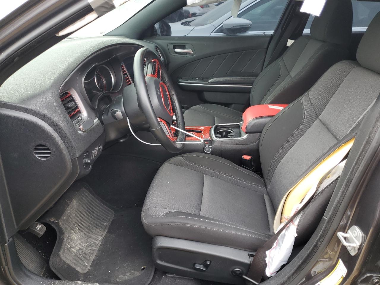 2019 Dodge Charger - Image 7