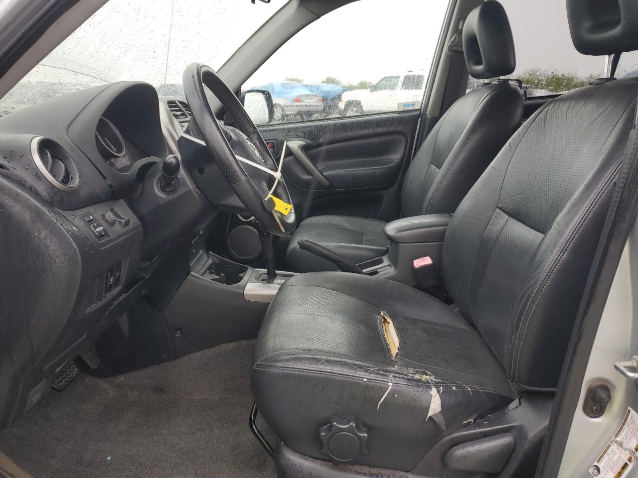 2004 Toyota RAV 4 - Image 7