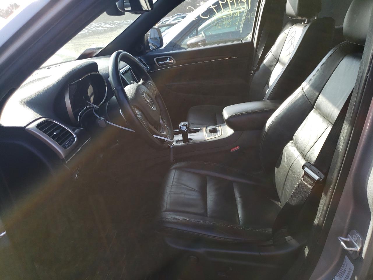 2015 Jeep Grand Cherokee - Image 7