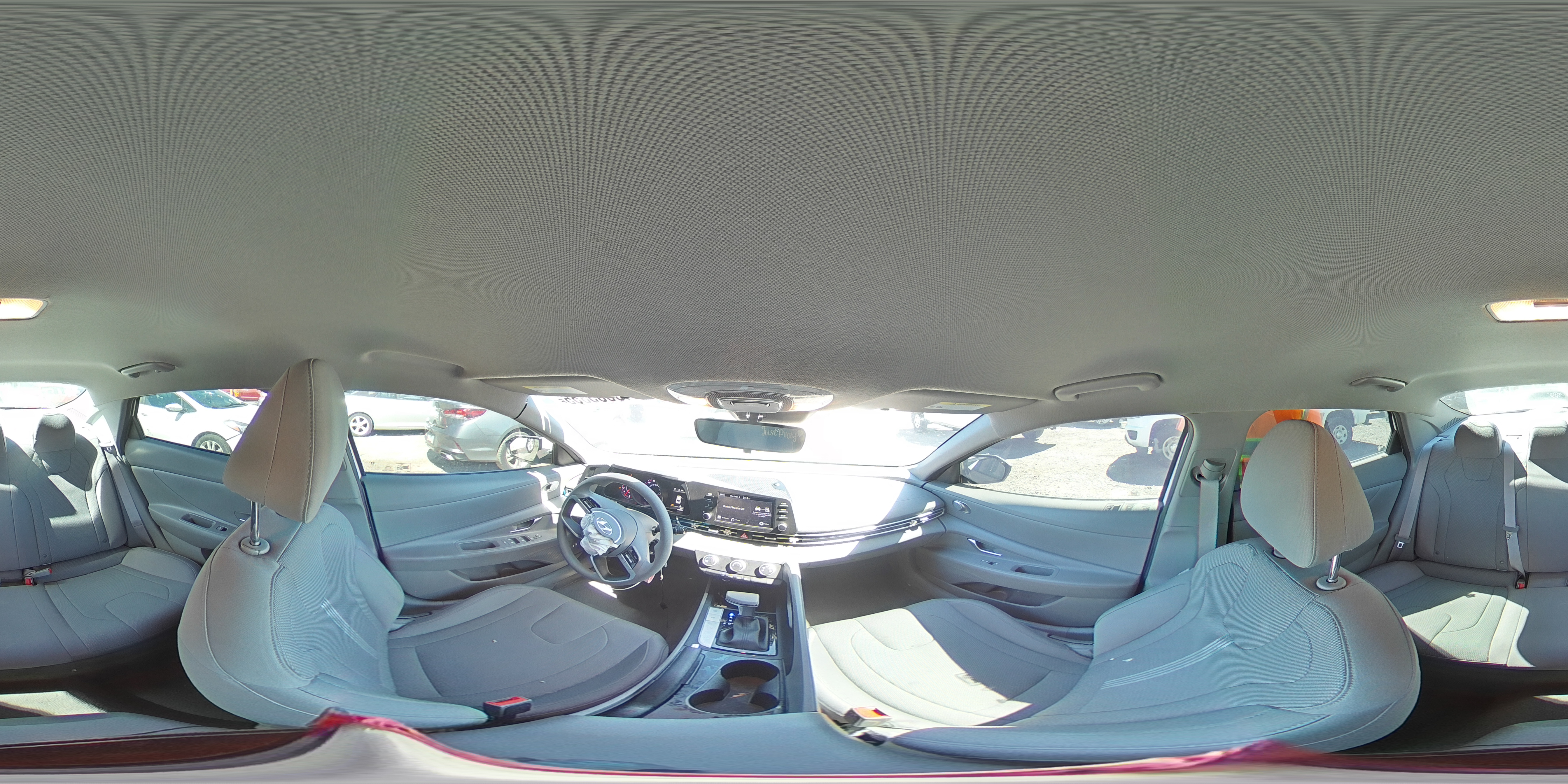 2021 Hyundai Elantra - Image 13