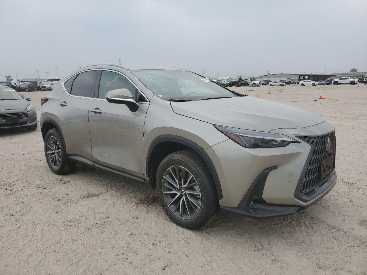 2022 Lexus NX - Image 4