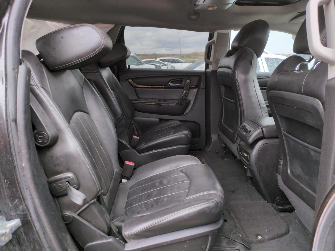 2016 GMC Acadia - Image 10