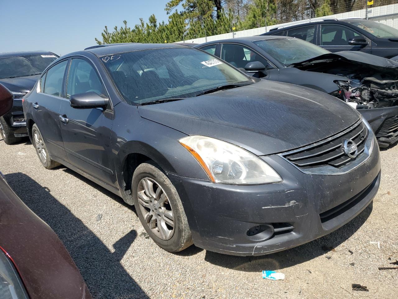 2010 Nissan Altima - Image 4