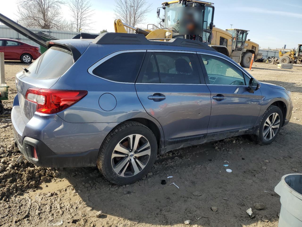 2018 Subaru Outback - Image 3