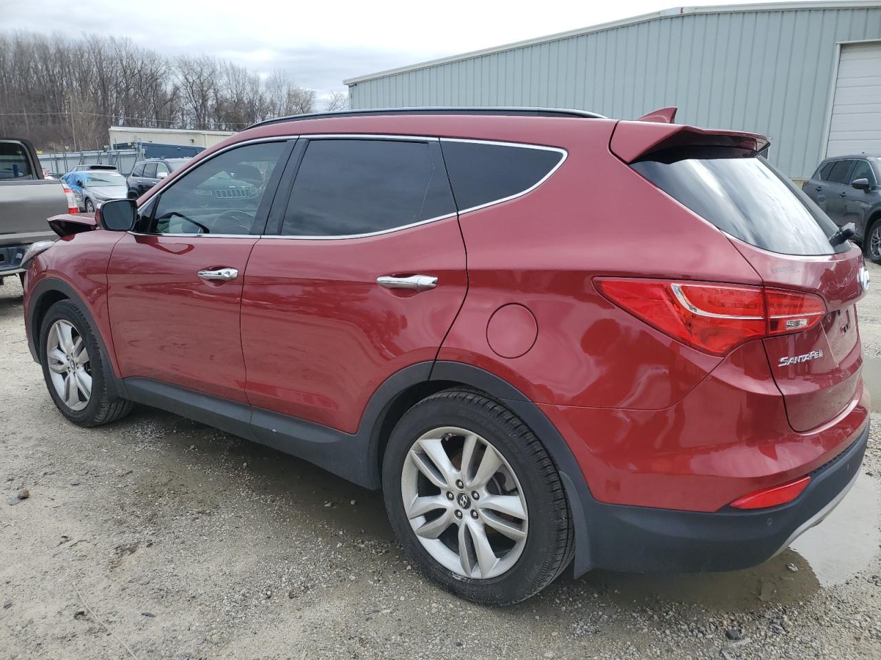 2014 Hyundai Santa Fe - Image 2