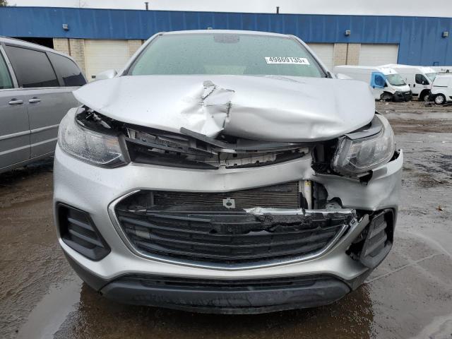  CHEVROLET TRAX 2018 Серебристый