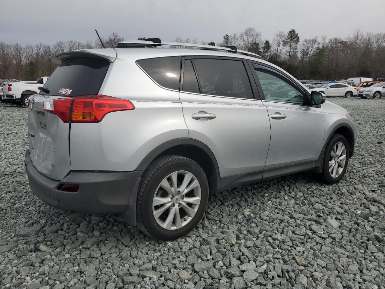 2013 Toyota RAV 4 - Image 3