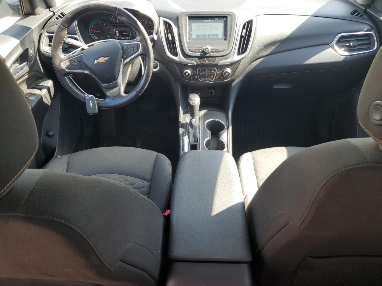 2018 Chevrolet Equinox - Image 8
