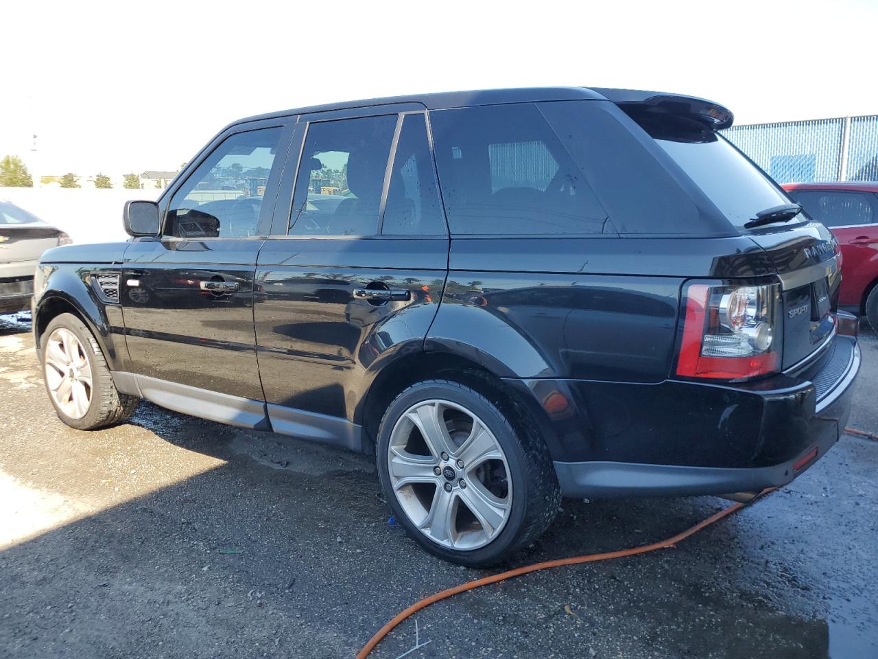 2013 Land Rover Range Rover - Image 2