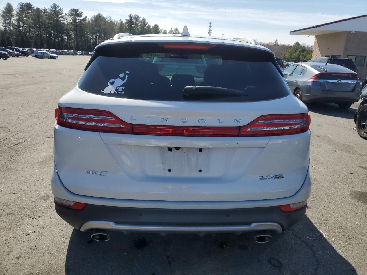 2015 Lincoln MKZ - Image 6