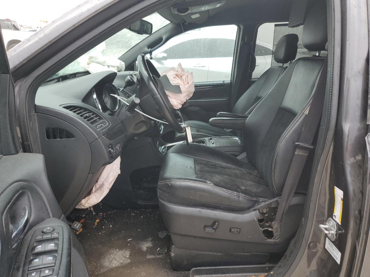2016 Dodge Caravan - Image 7
