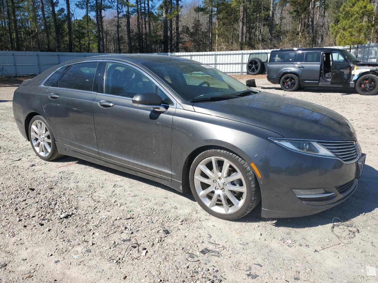 2015 Lincoln MKZ - Image 4