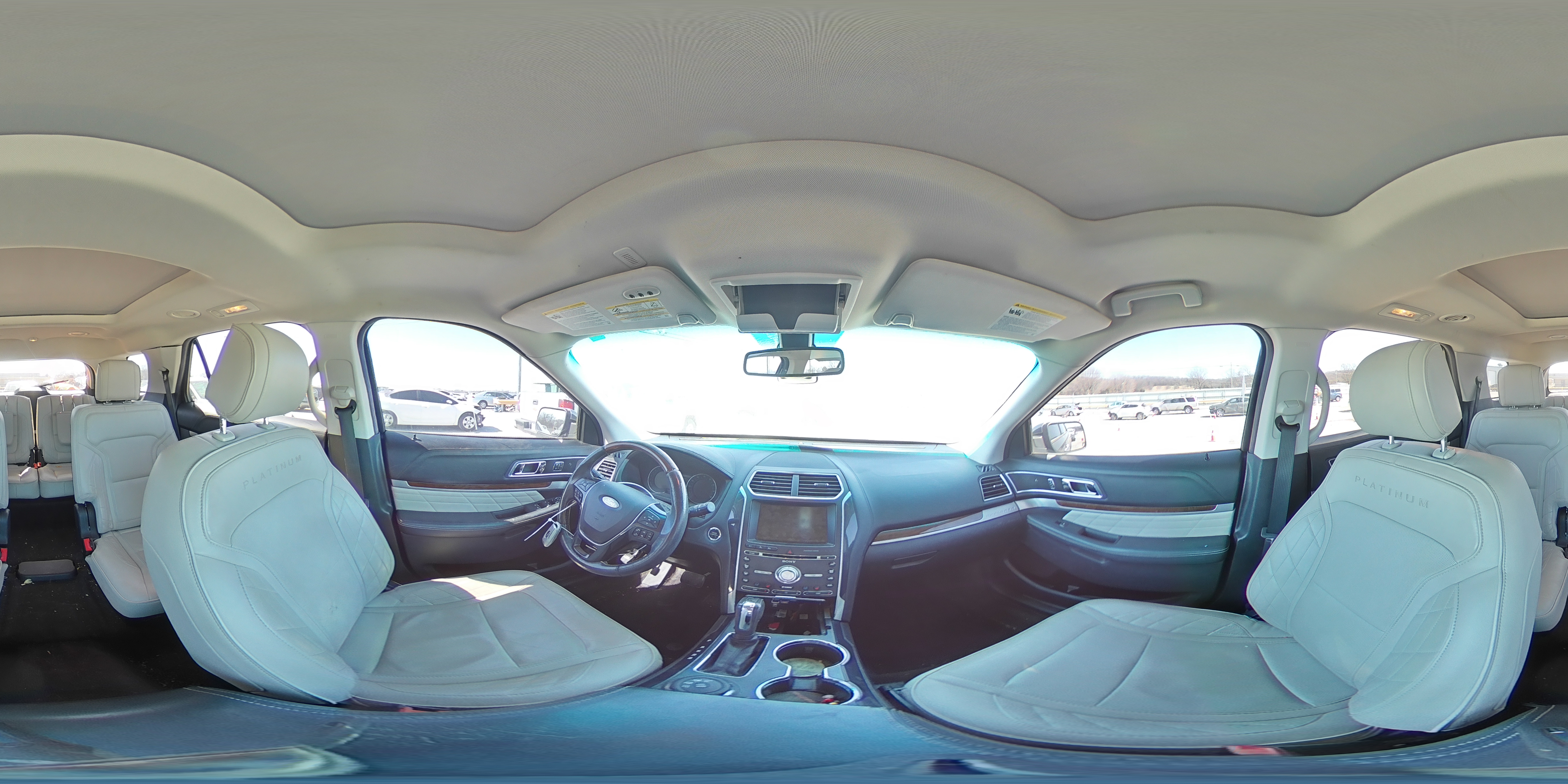 2016 Ford Explorer - Image 14