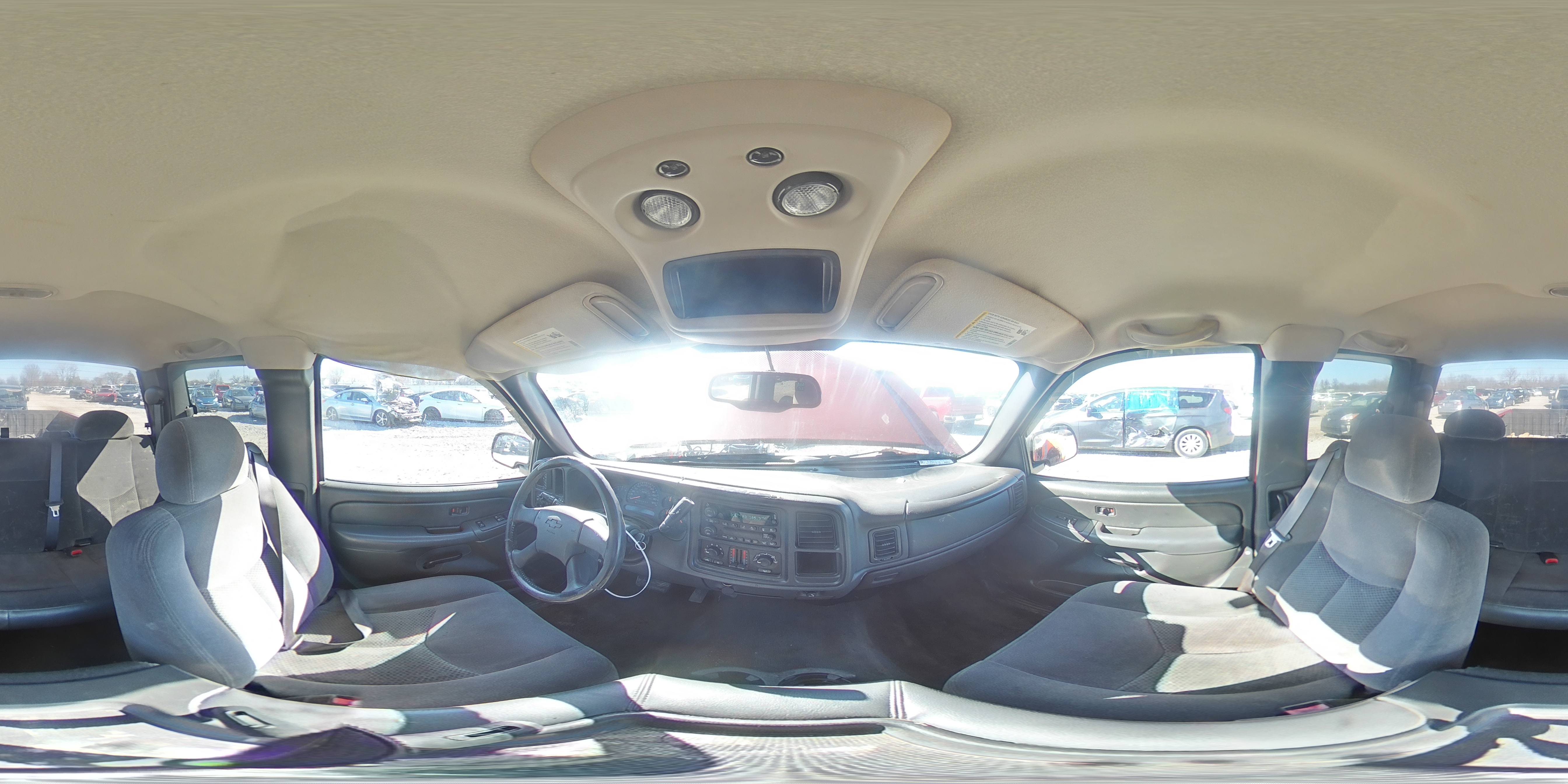 2006 Chevrolet Silverado - Image 13