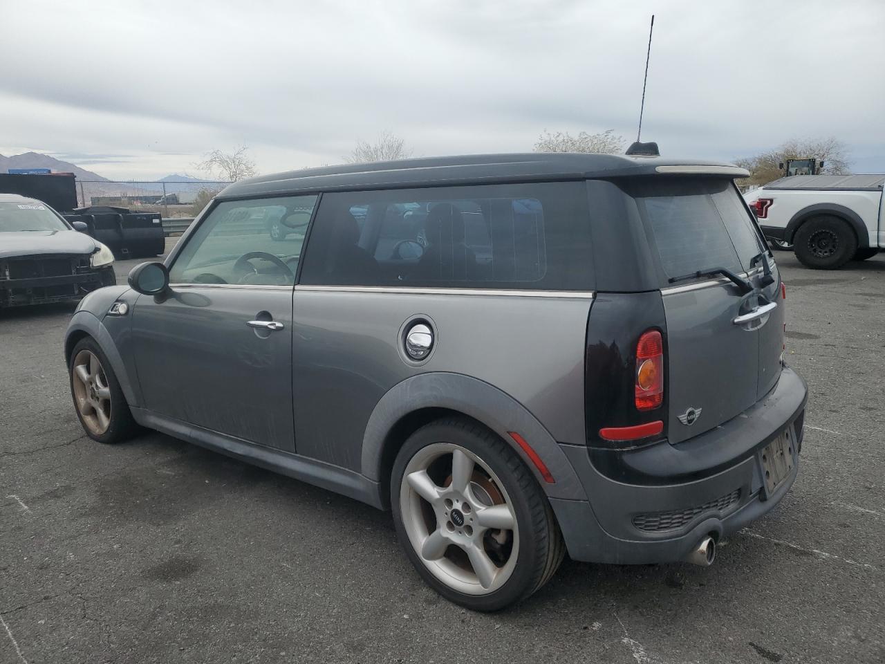 2009 MINI Cooper - Image 2