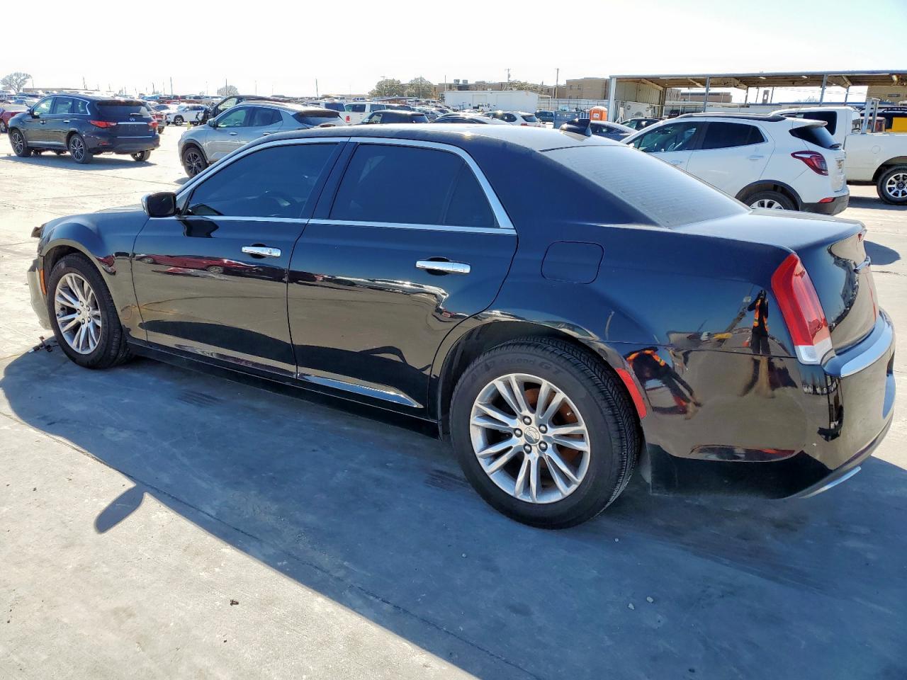 2016 Chrysler 300 - Image 2