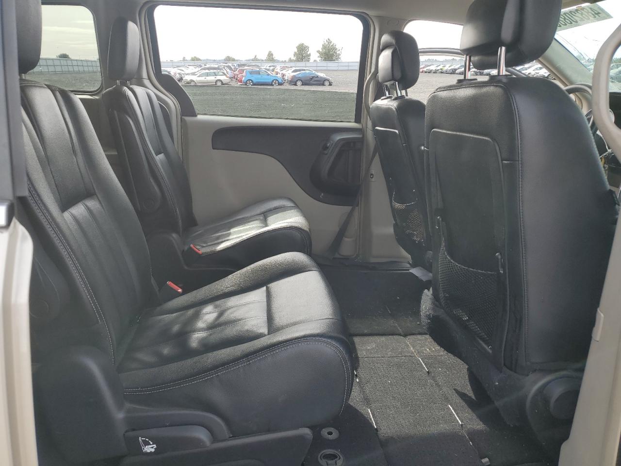 2016 Chrysler Town & Country Touring VIN: 2C4RC1BGXGR279889 Lot: 48820885