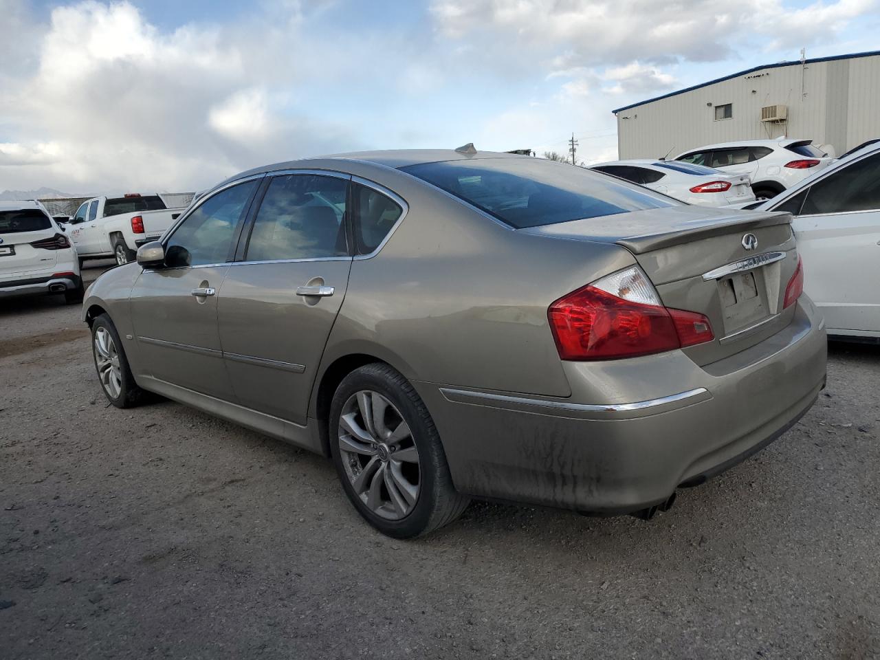 2008 Infiniti M - Image 2