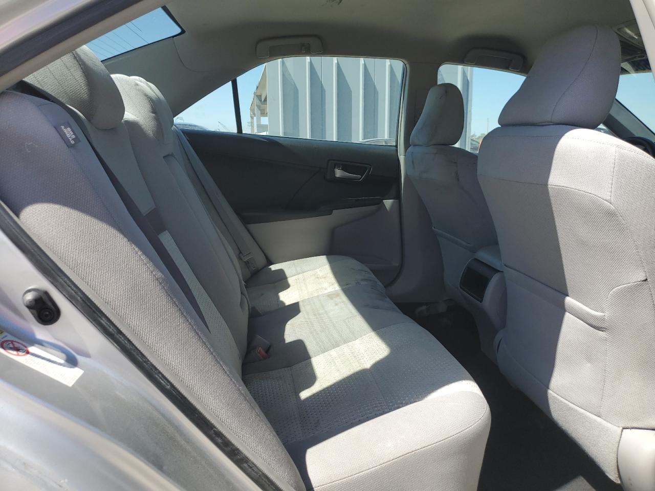 2012 Toyota Camry - Image 10