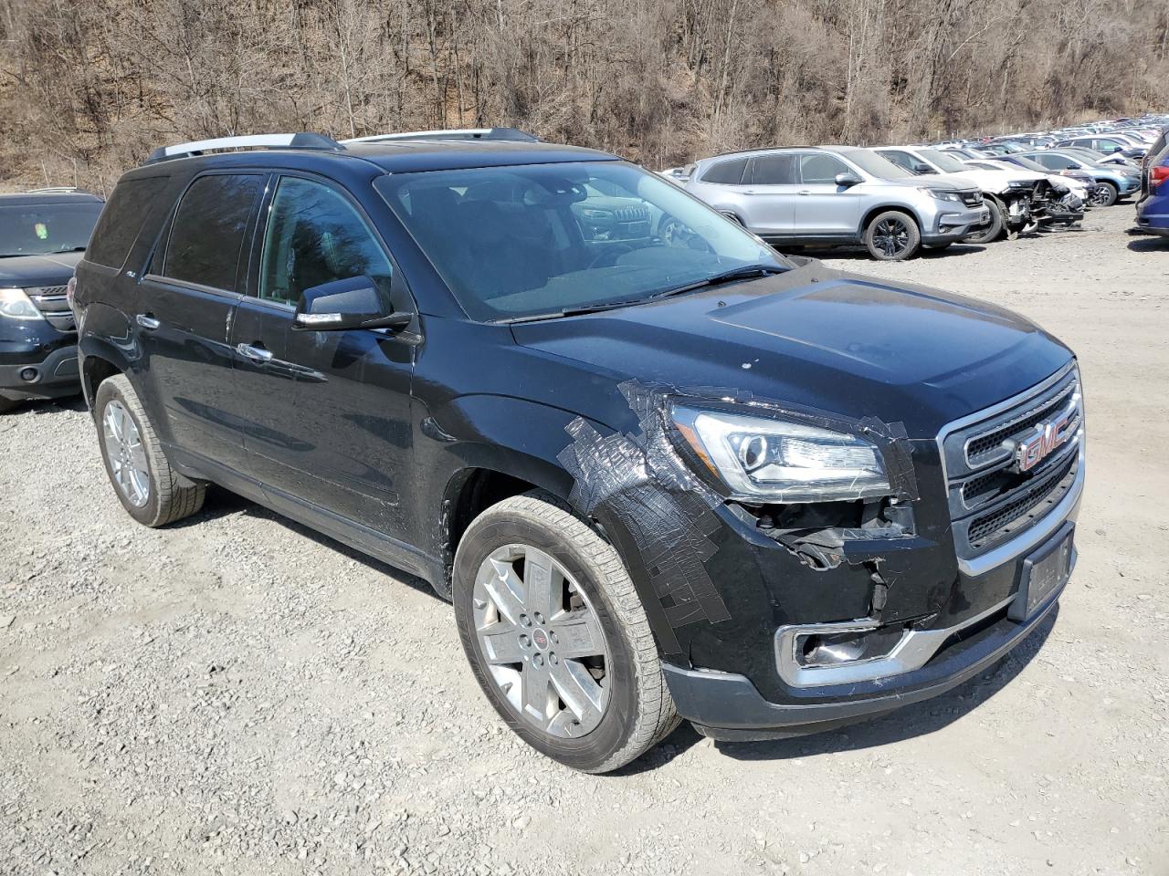 2017 GMC Acadia - Image 4