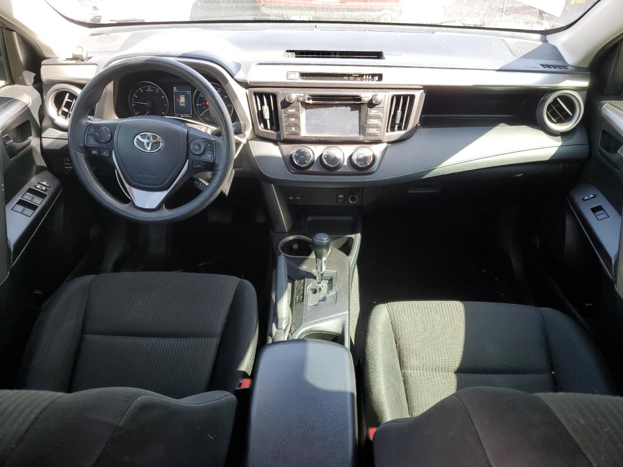 2017 Toyota RAV 4 - Image 8