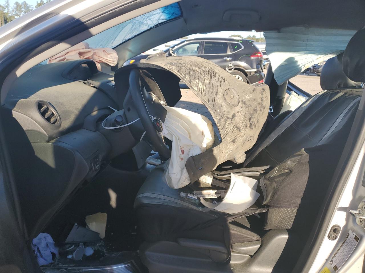 2010 Toyota Yaris - Image 7