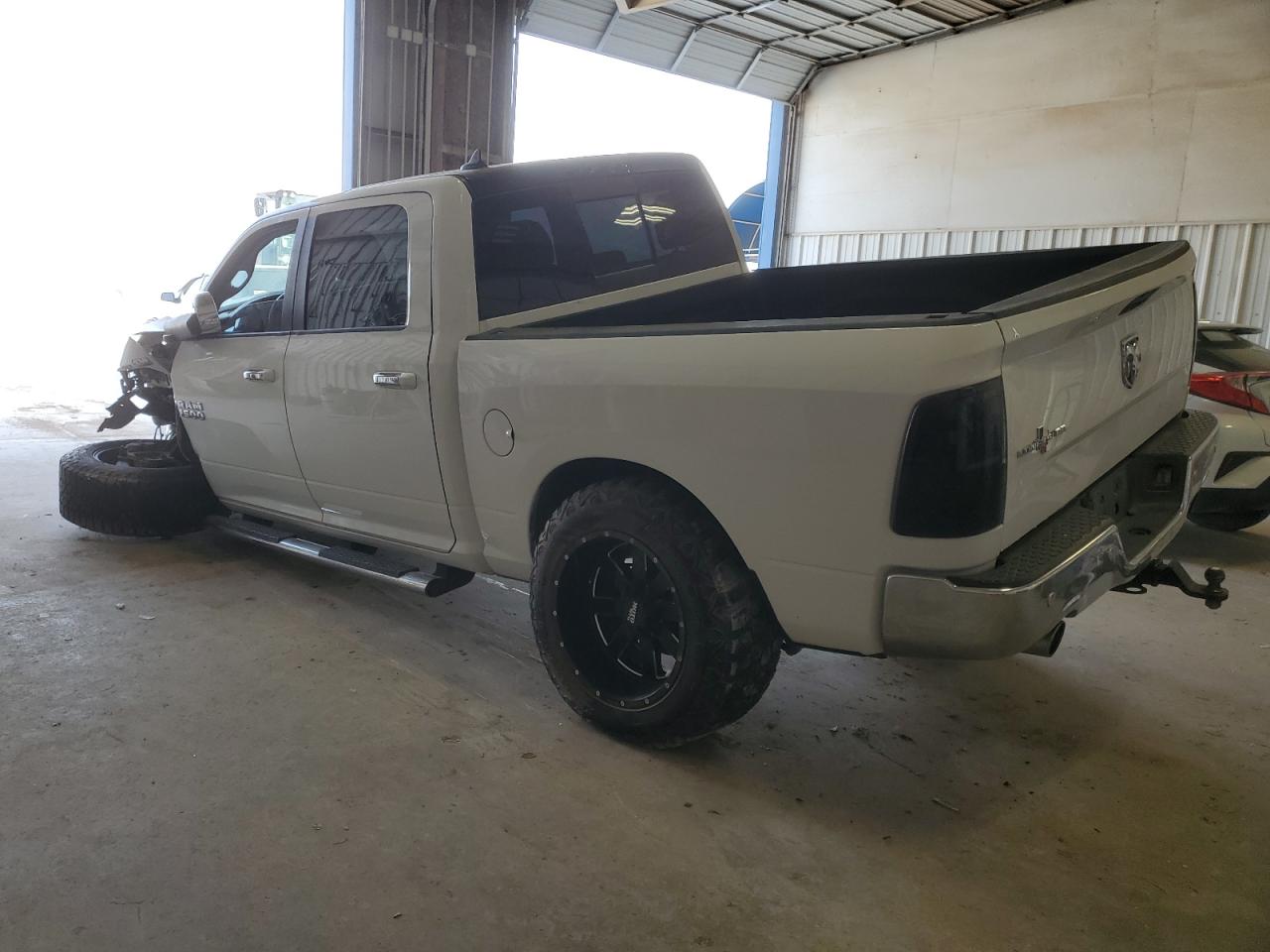 2017 RAM 1500 - Image 2
