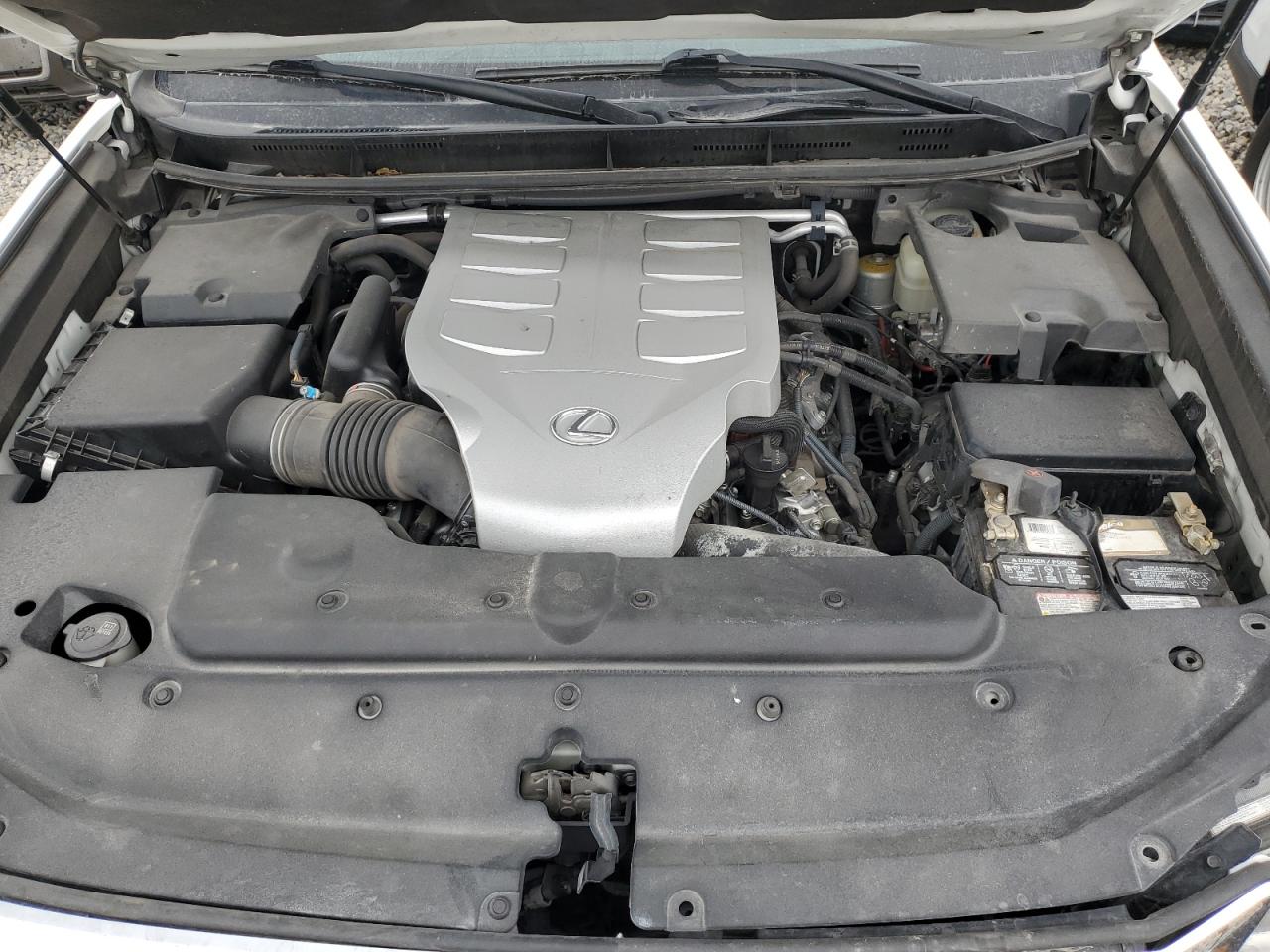 2016 Lexus GX - Image 13