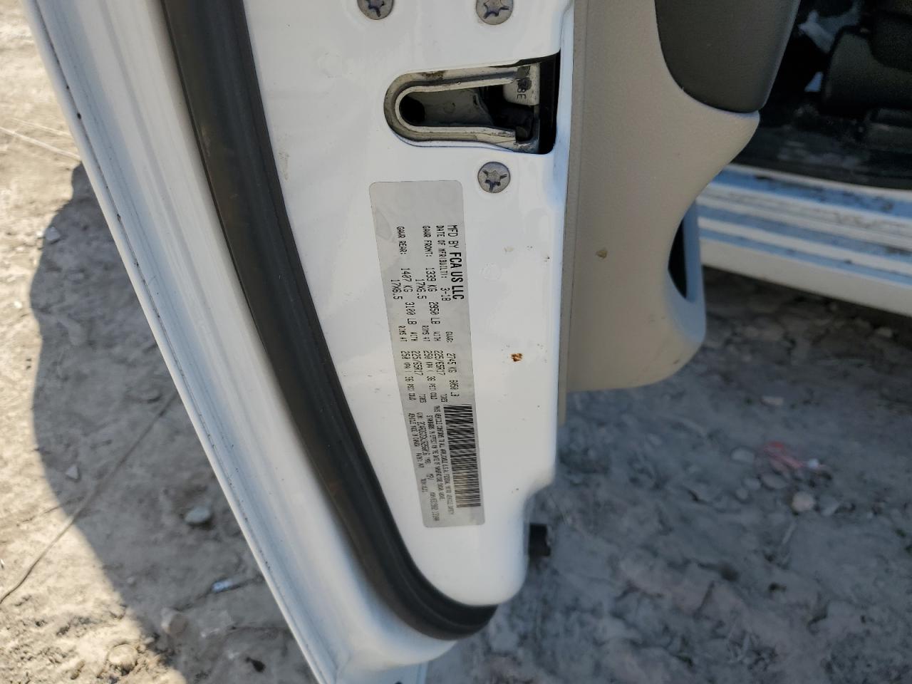 2018 Dodge Caravan - Image 13