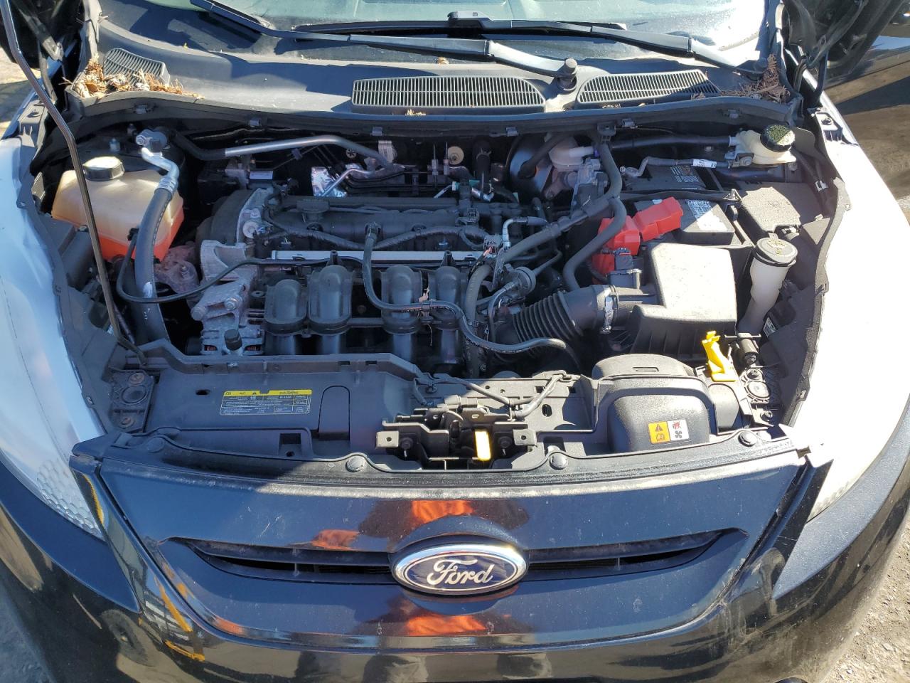 2011 Ford Fiesta - Image 11