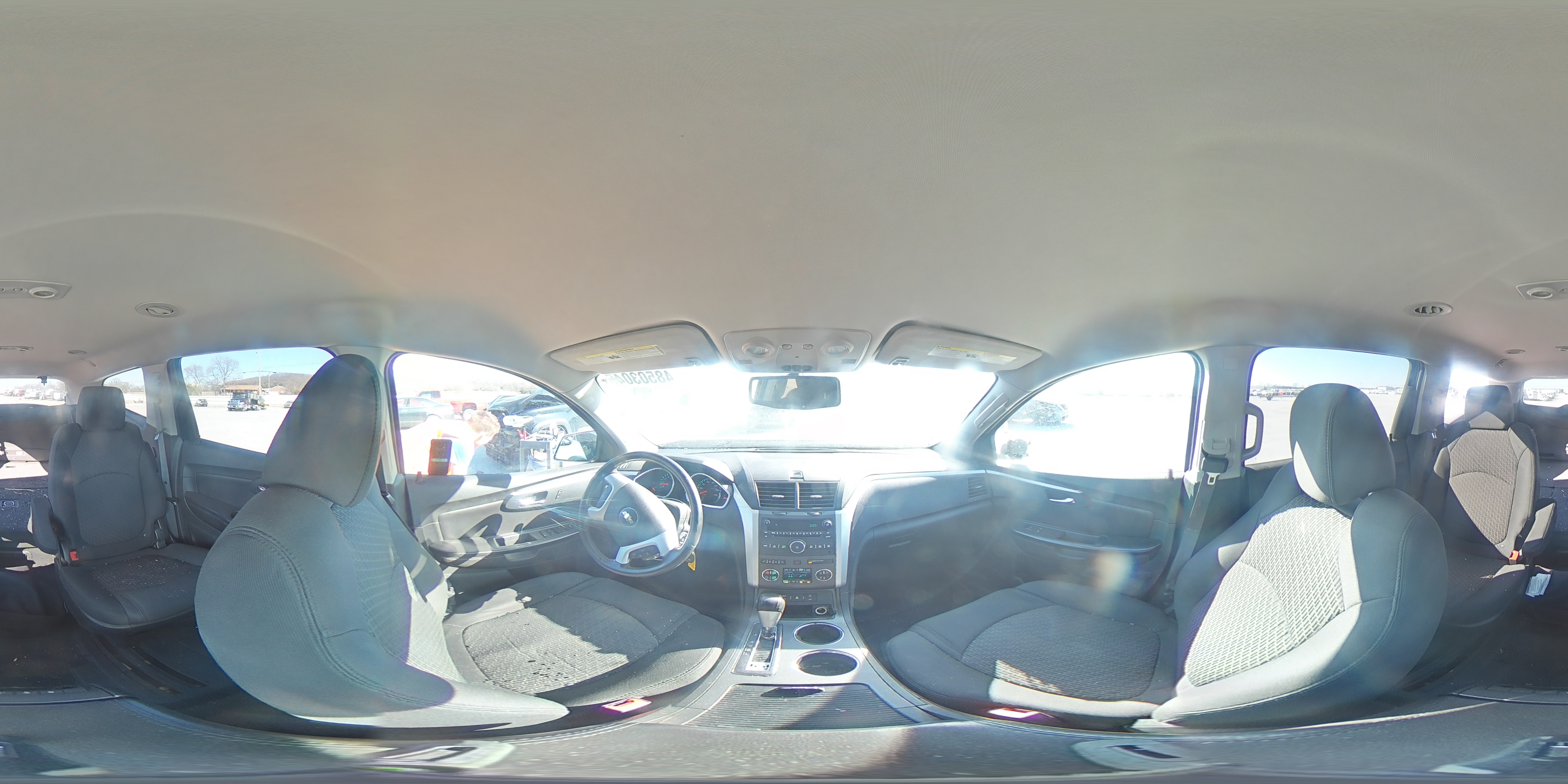 2011 Chevrolet Traverse - Image 14