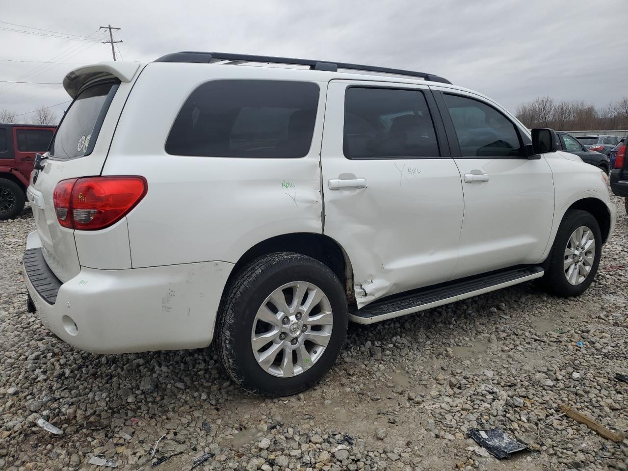 2013 Toyota Sequoia - Image 3
