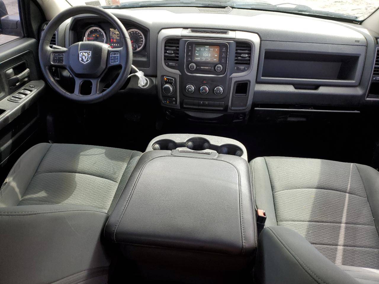 2016 RAM 1500 - Image 8
